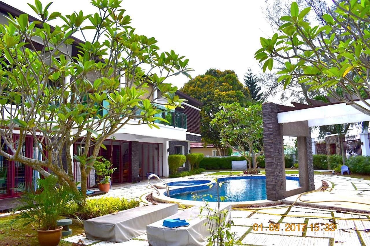 12Haven Stunning Seaside Luxury Villa Pd With Kids Pool Port Dickson Ngoại thất bức ảnh
